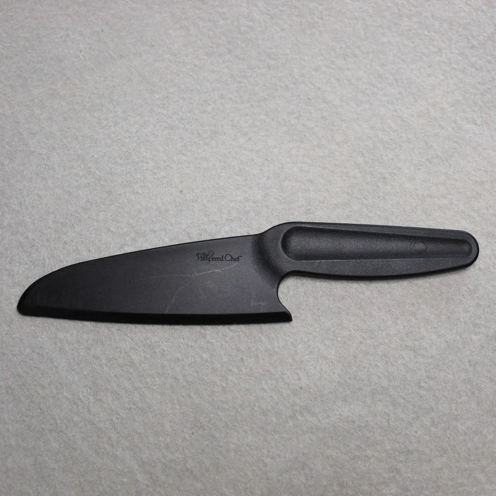 Pampered Chef Nylon Knife 1169 Black Straight Edge Brownie Cake Bread Slicer USA